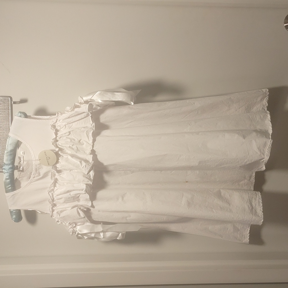 Sleeveless white blouse by Patrizia Luca Milano